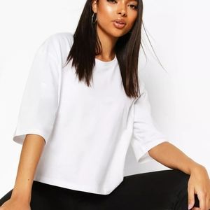 Boohoo Slouchy White T-Shirt (size 2)
